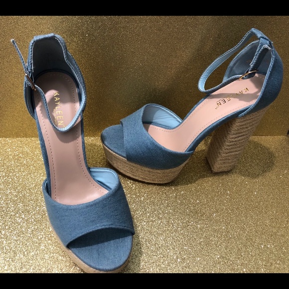 NWB 5 1/2” blue jean heel - Picture 2 of 4